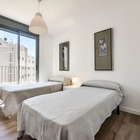 Isea 153 - Grupo Turis * קלפה